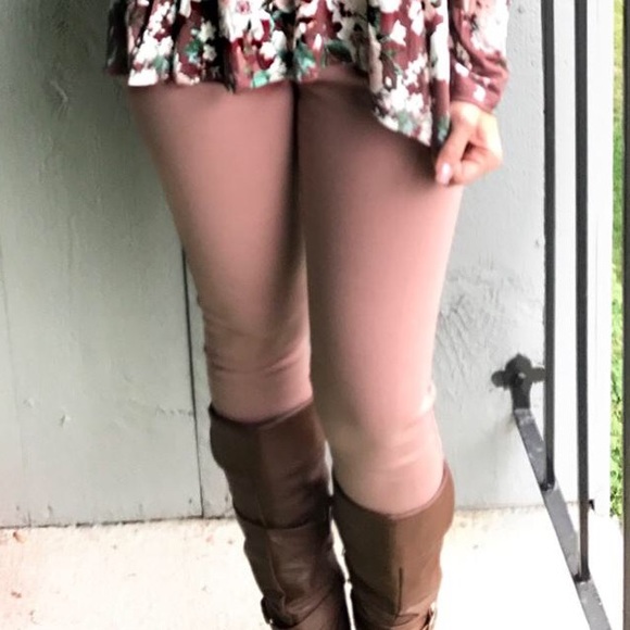 Mauve Stretchy Skinny Jeans - Picture 6 of 8